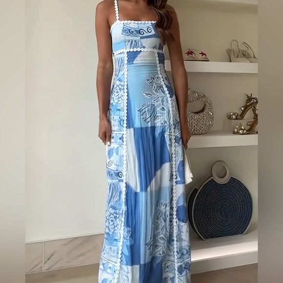 Hautesales Dresses & Skirts - Blue and White Patchwork Maxi Dress SZ L NWT